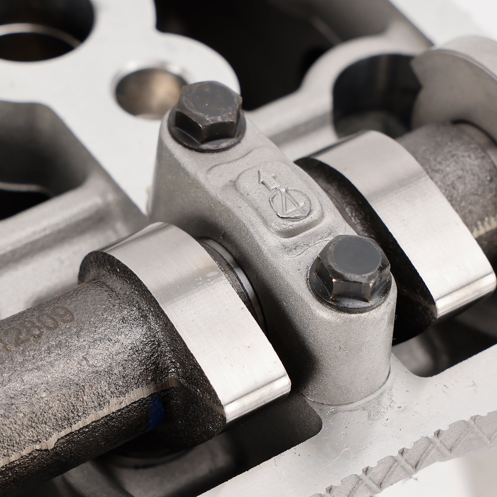 2009-2019 Kia Cadenza G4KE Engine Cylinder Head Assembly 20910-27A00 22320-25000