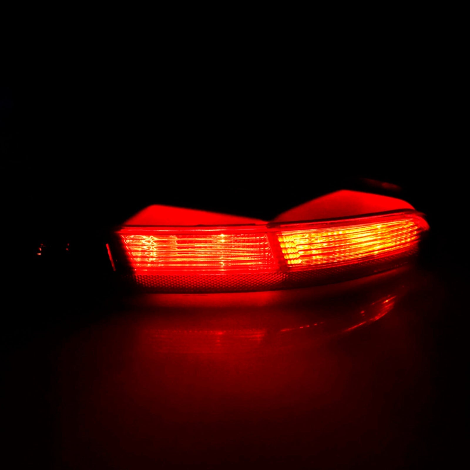 2012-2015 Audi Q3 Right Rear Bumper Light Tail Stop Brake Lamp 8UD945096