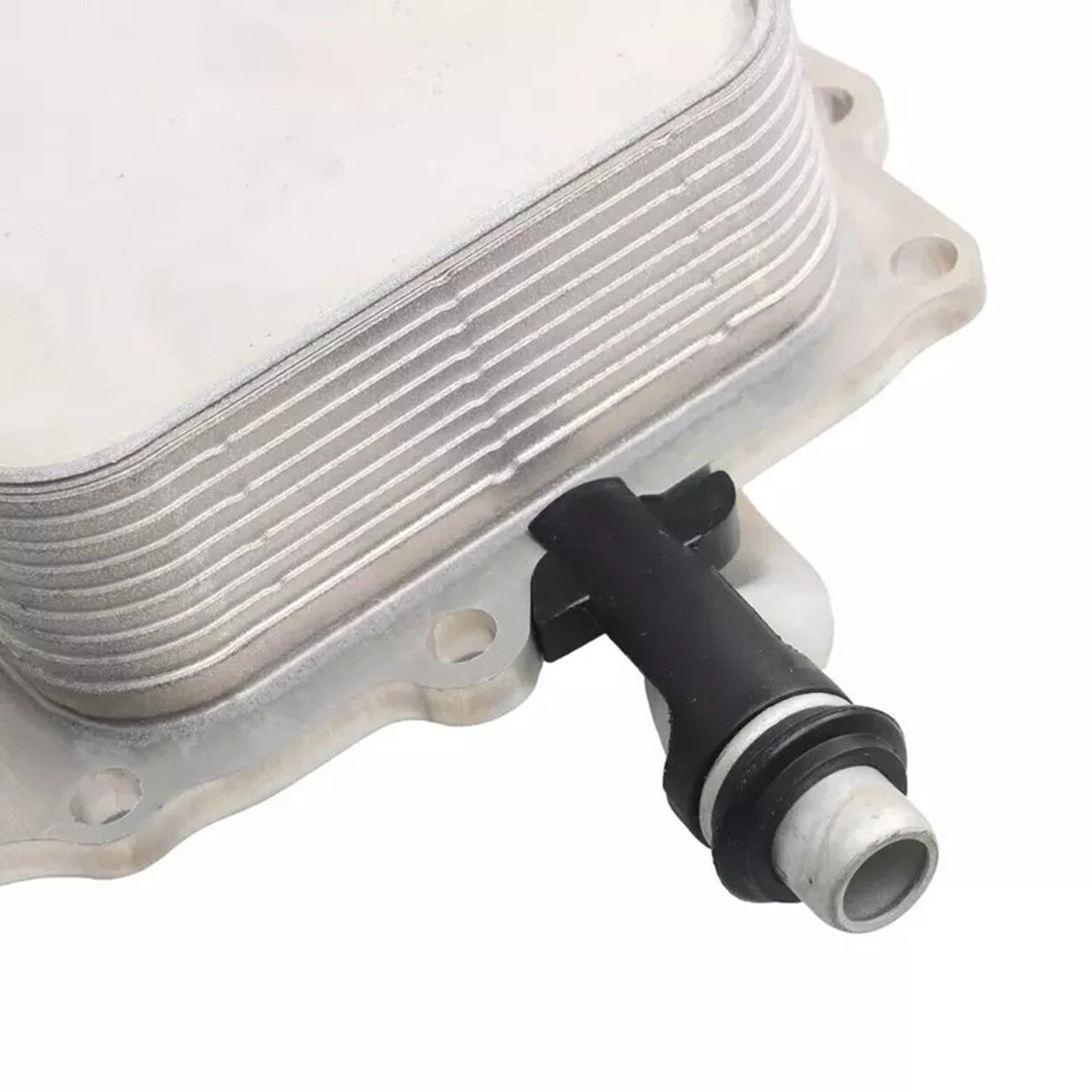 2014﹜2016﹜2017﹜2018﹜2020﹜2021 Jaguar F-Type Engine Oil Cooler w/Gasket LR010754