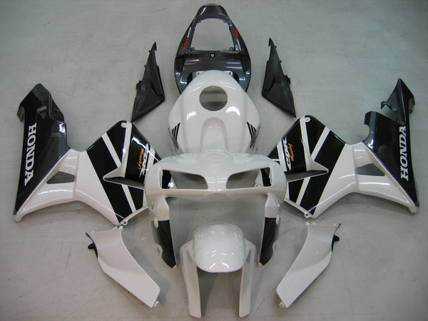 Fairings 2005-2006 Honda CBR 600 RR أبيض وأسود CBR عام