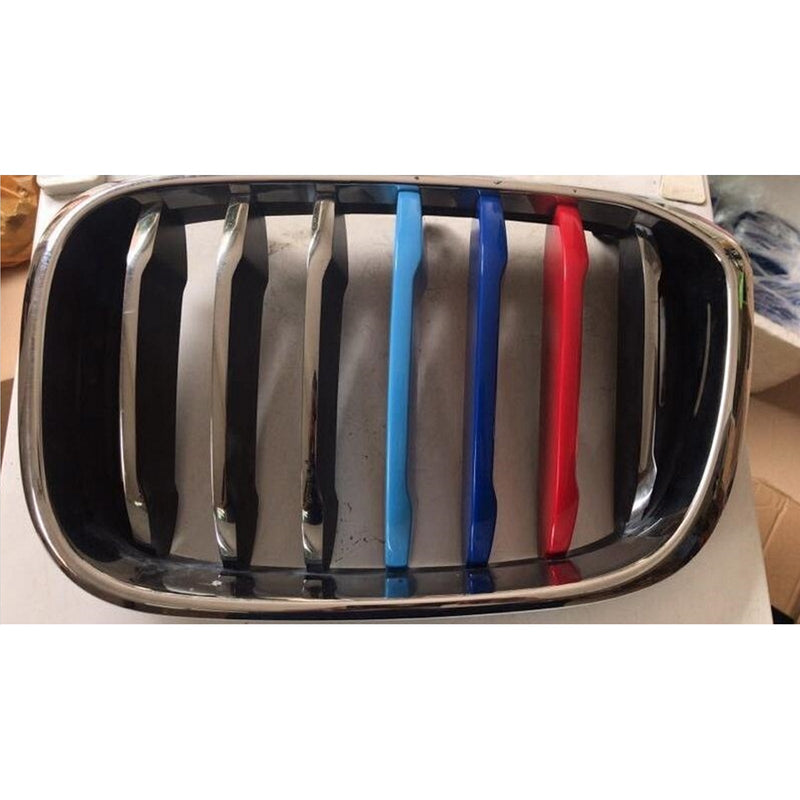 ثلاثي الألوان الجبهة مصبغة غطاء الشواية شرائط كليب الكسوة لسيارات BMW X3 G01 2018 عام