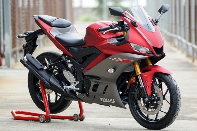 مجموعة هدايا لياماها YZF-R3 R25 2019-2021 عام